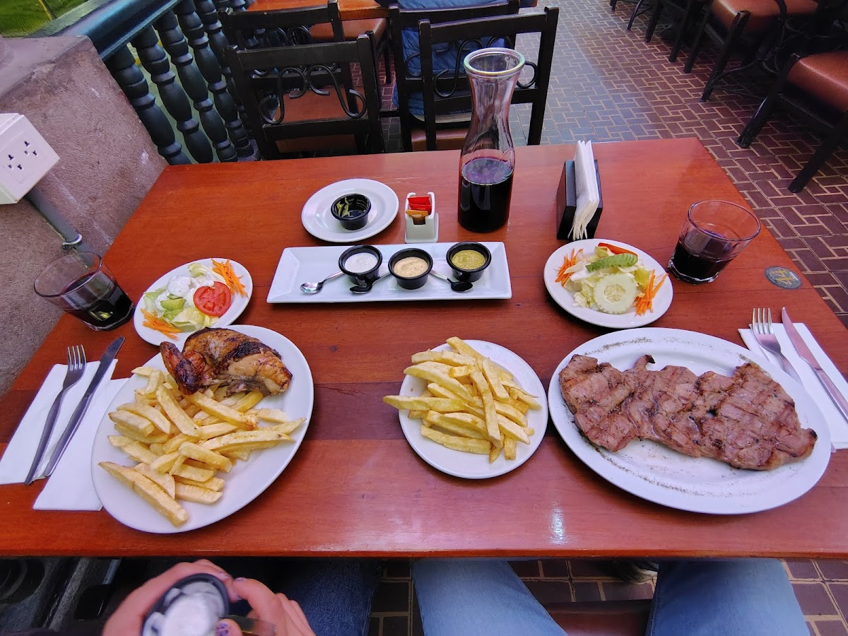 Las Tinajas Photos 2